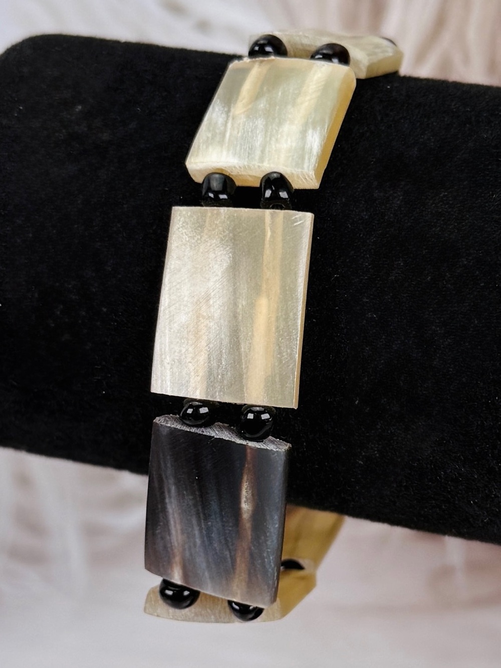 Vintage Black Bead and Mother-of-Pearl Pendant Bracelet